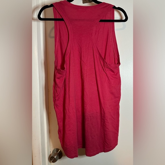 Peloton Legacy Racer Tank Red Large - Picture 2 of 5
